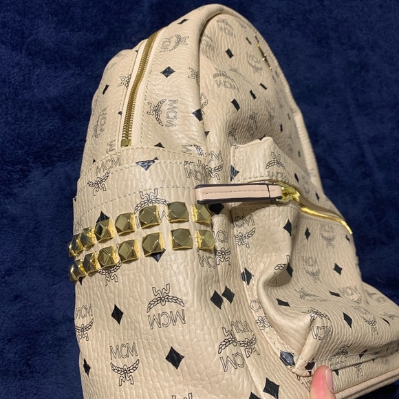 Large MCM Backpack - Picture 3 of 6